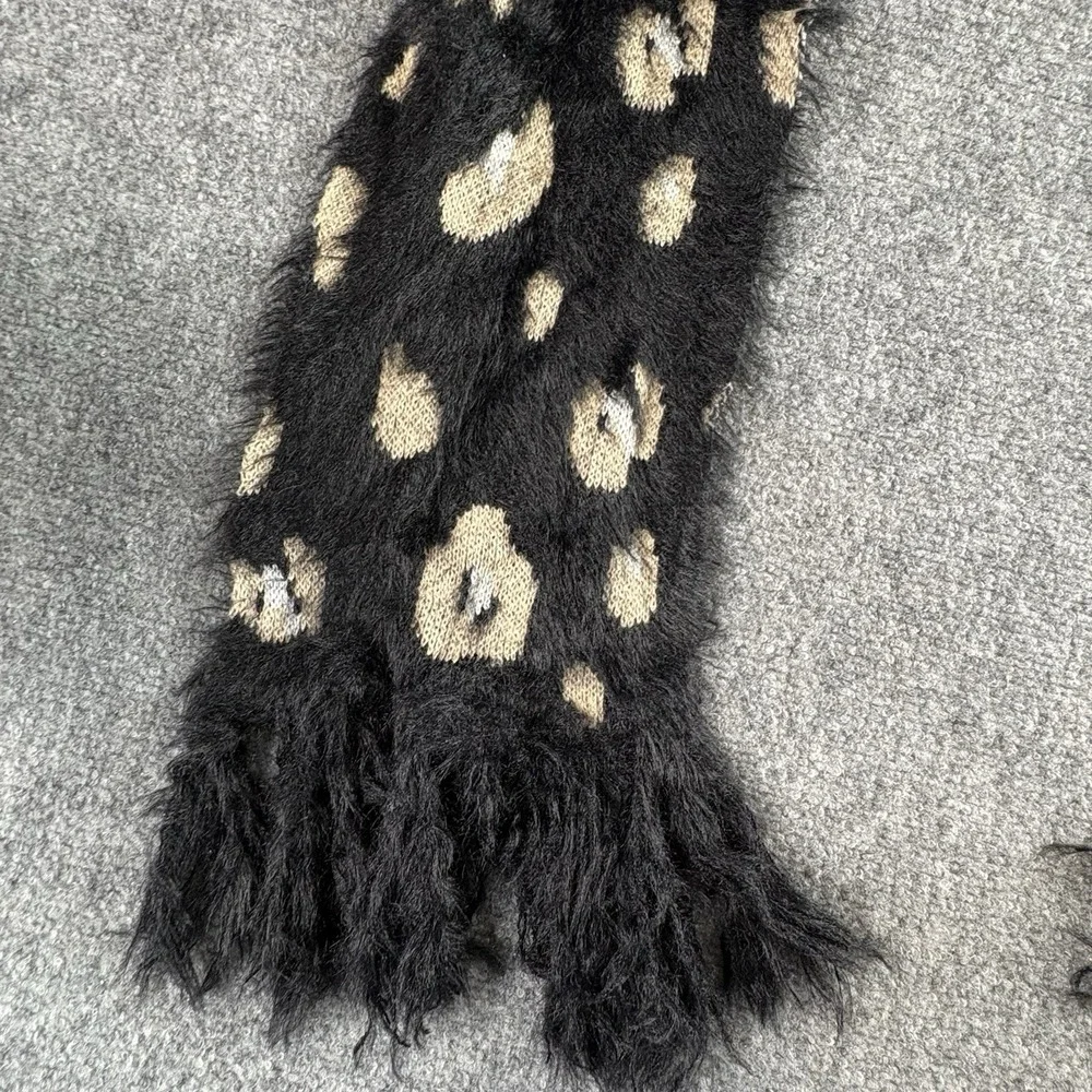 Urban Scarf Black Leopard Print Eyelash Knit Fringe Soft Cozy NWT Boho Y2K Glam